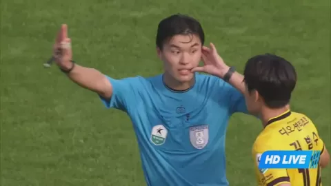 Poster siaran Jeonnam Dragons VS Yongin FC